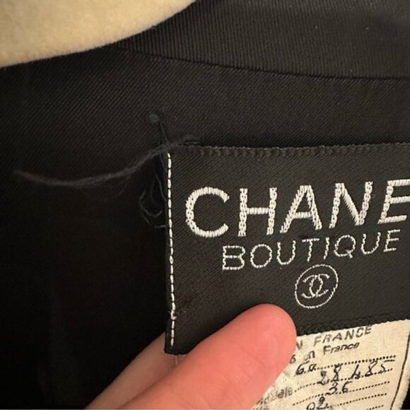 Chanel Vintage Cotton Jacket with Camellia Buttons - Picture 4 of 7